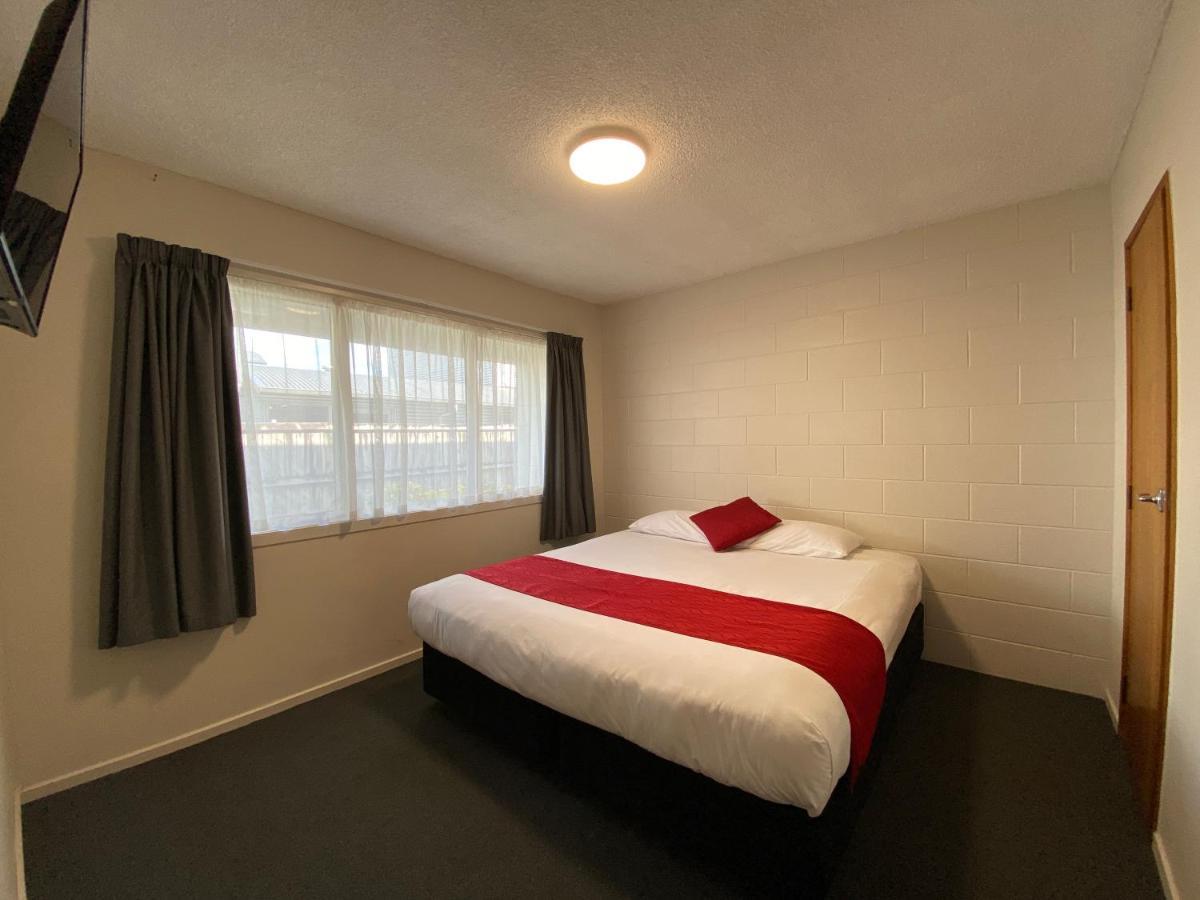 Ulster Apartments Hamilton Bagian luar foto
