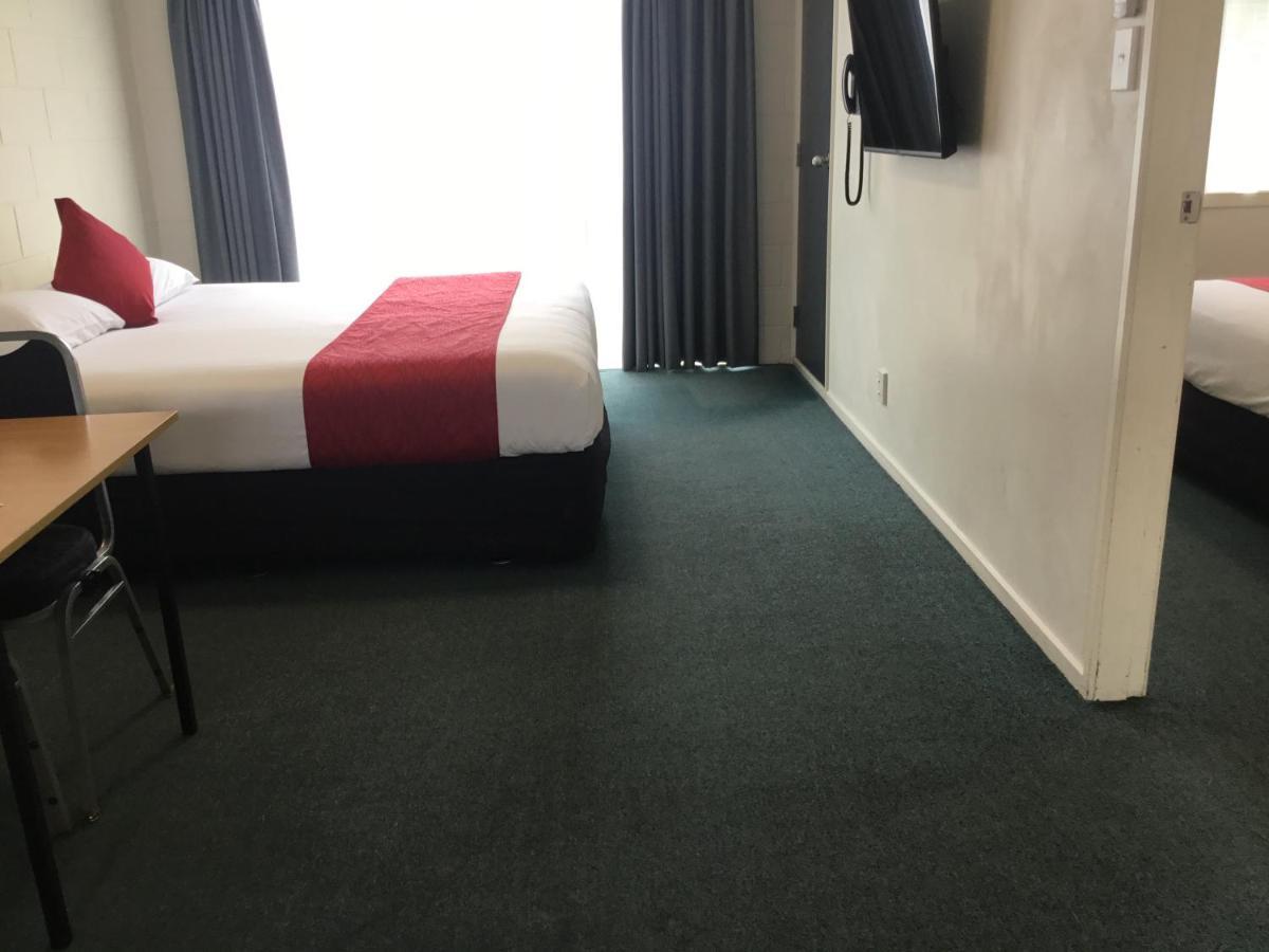 Ulster Apartments Hamilton Bagian luar foto